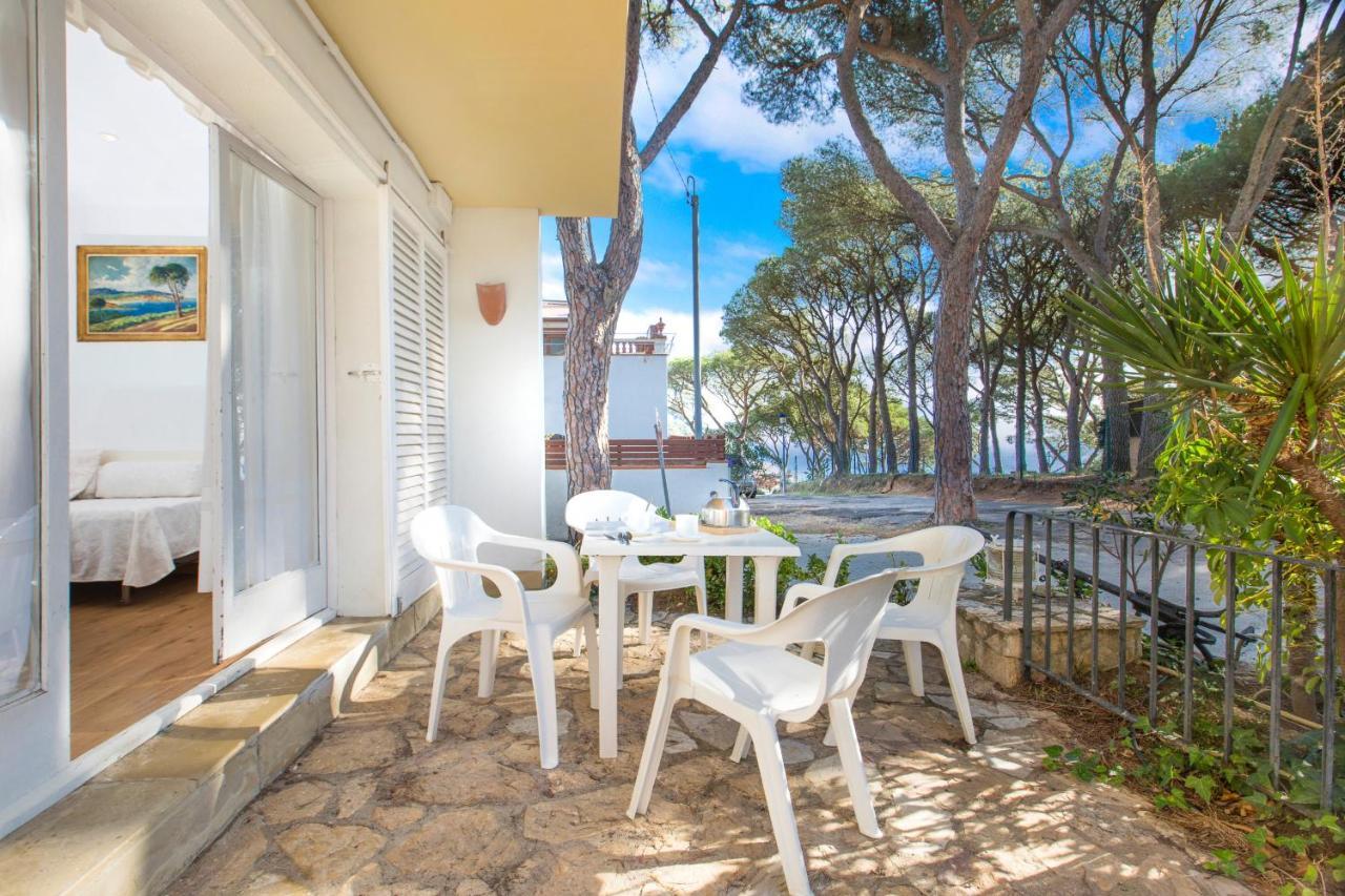 Apartamentos Ancora Llafranc Luaran gambar